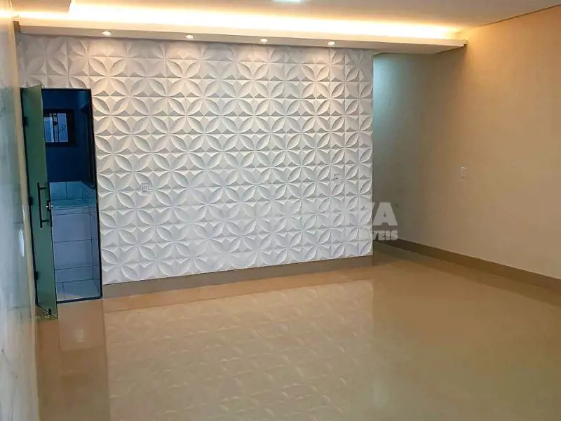  Comentários do corretor: Excelente sobrado novo no Jardim Planalto, com 4 suíte...