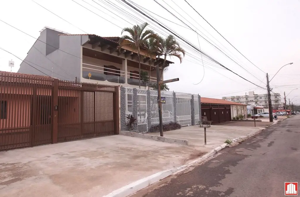  OPORTUNIDADE ÚNICA! CASA DE ALTO PADRÃO NA QND 44, TAGUATINGA NORTECONFORTO, SE...