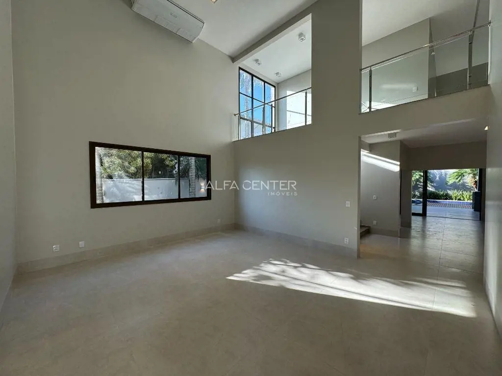 Este belo imÃ³vel esta mobiliado e decorado pela @studiomoveisgoiania, tambÃ©m c...