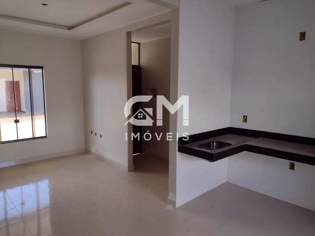 A GM Imóveis vende casa em condomínio fechado no Setor de Chácaras de Formosa-GO...