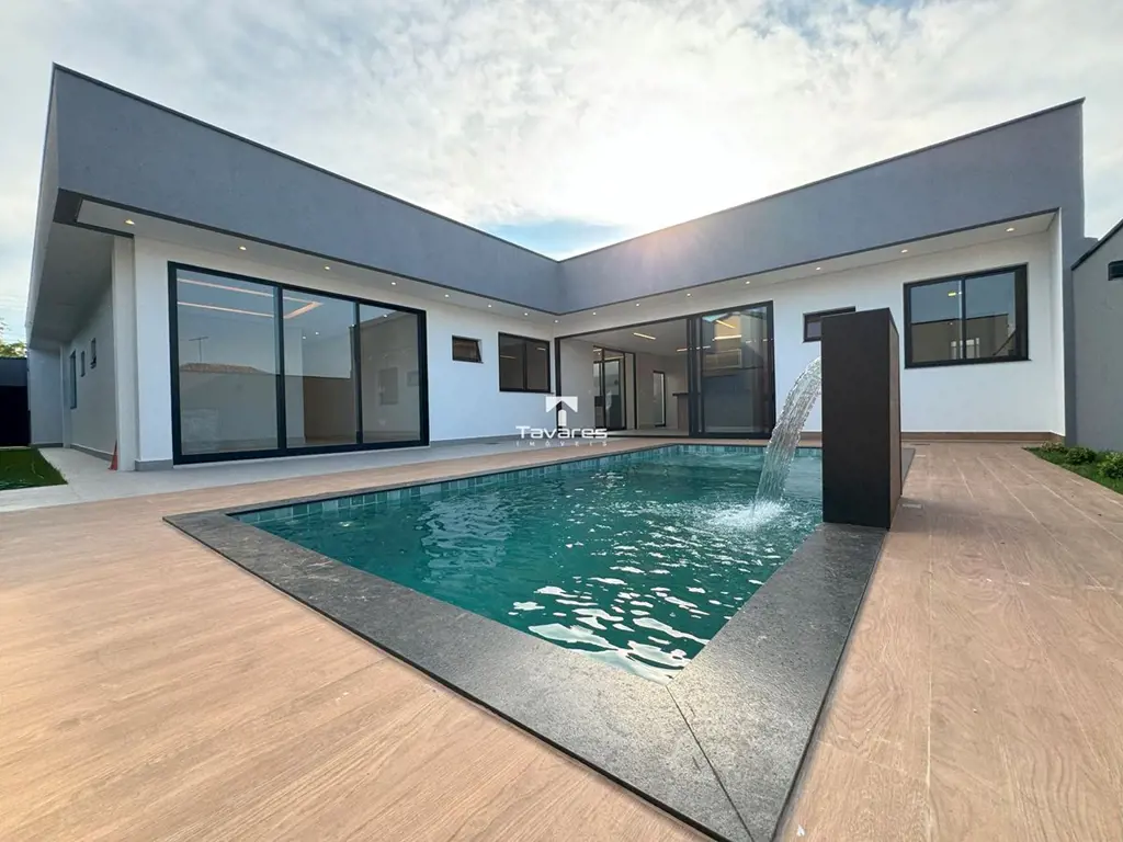 DADOS GERAIS- Área do Terreno: 500m²- Área Construída: 340m²- Código JT420DESCRI...