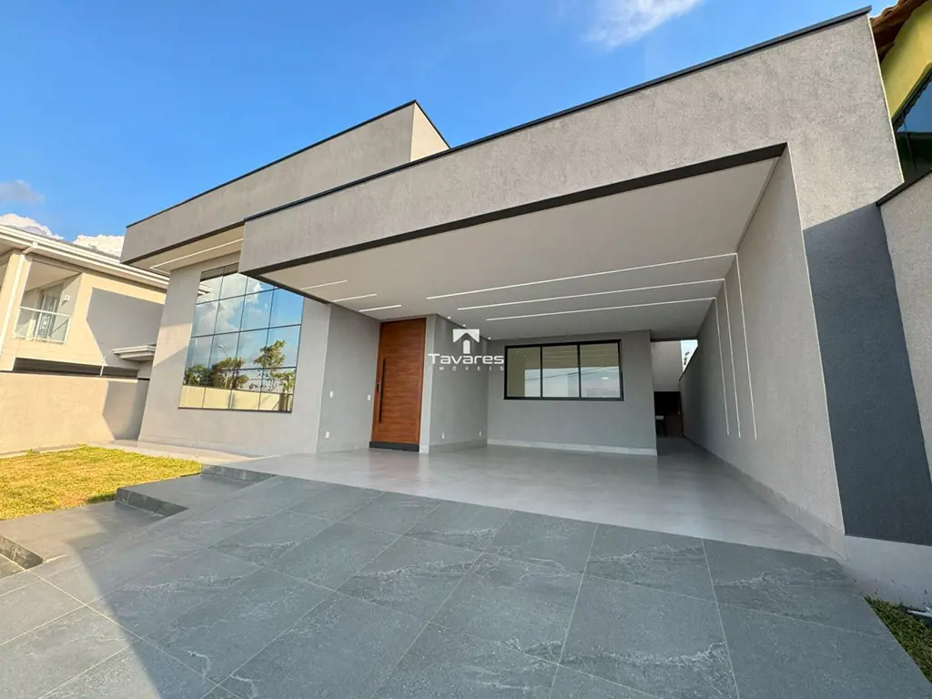 DADOS GERAIS- Área do Terreno: 500m²- Área Construída: 400m²- Código JT421DESCRI...