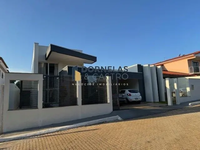 Olá, seja bem-vindo a Dornelas & Castro Negócios Imobiliários CJ 25.447.Me chamo...