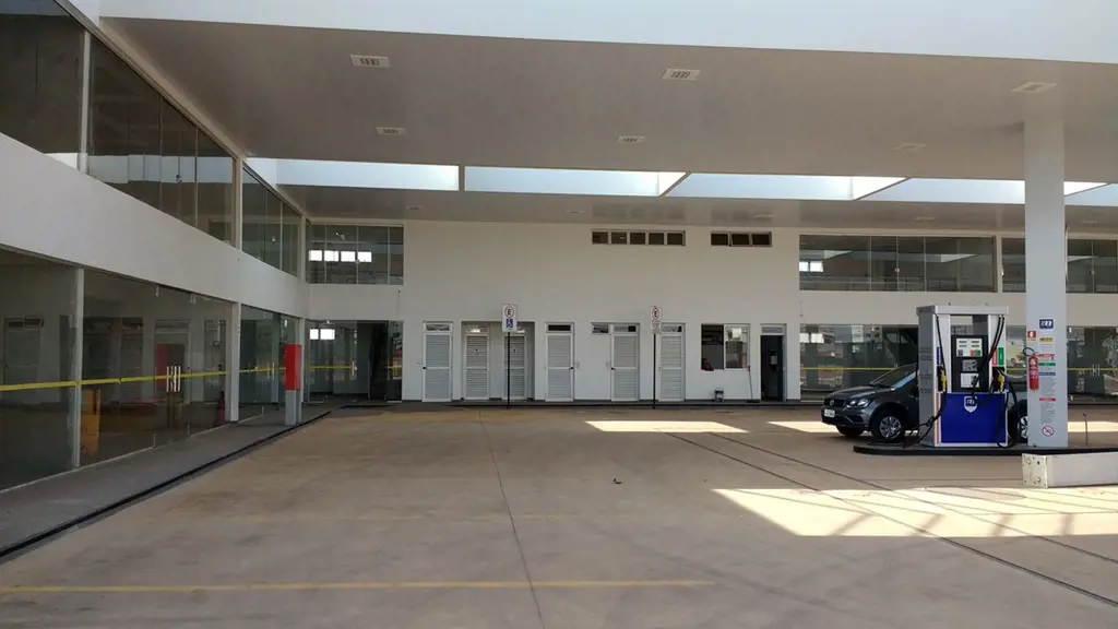 ALUGUE!Excelente oportunidade de locação em uma loja estrategicamente situada no...