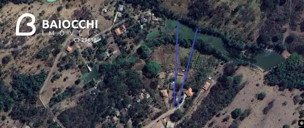 Ótima chácara para lazer, localizada em Senador Canedo, próximo a Pedreira Brite...