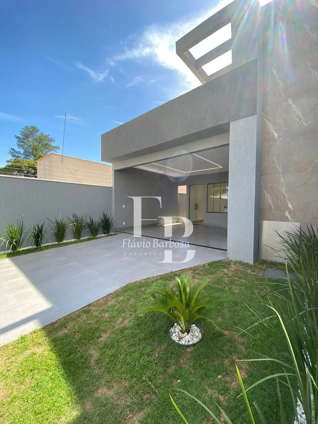 Casa recém entregue, conta com todos os atributos para se tornar o seu próximo l...