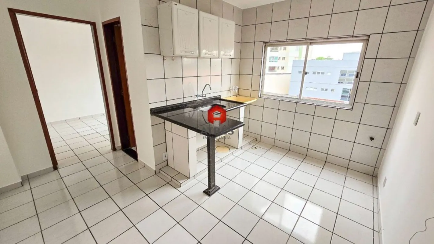Localizado no Setor Leste Universitário, com aproximadamente 30m² composto de: q...