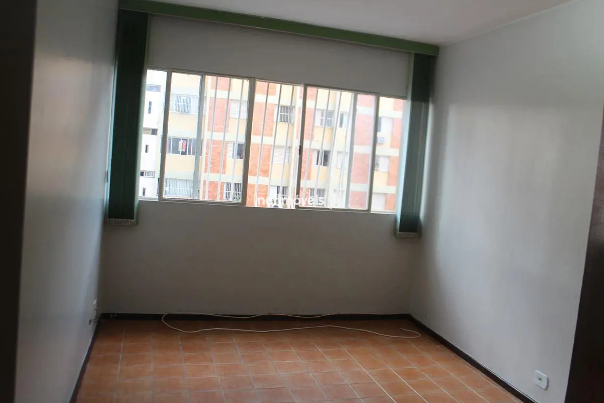 SAN 1009878Descubra um apartamento acolhedor na SQN 312 Bloco K, no coração de B...