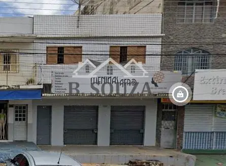 Batista Soluções Imobiliárias vende ótimo prédio comercial/residencial, composto...