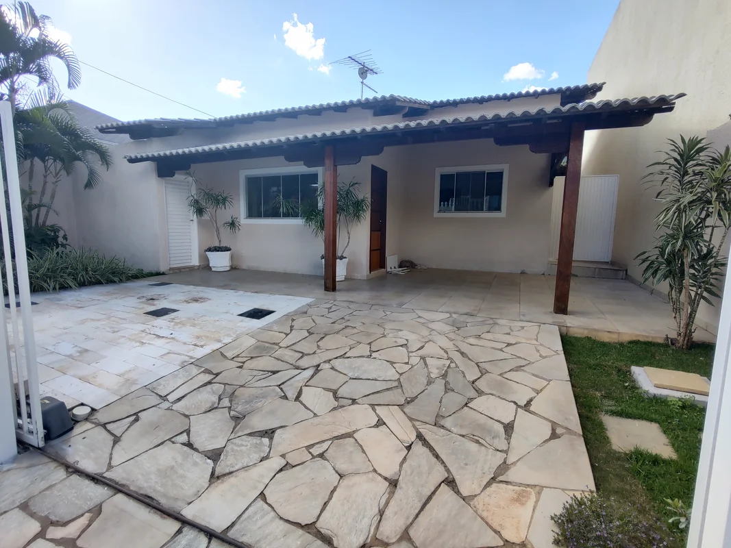 *****Em preve disponível*****Valor do aluguel R$ 6900,00 com R$ 400,00 de descon...