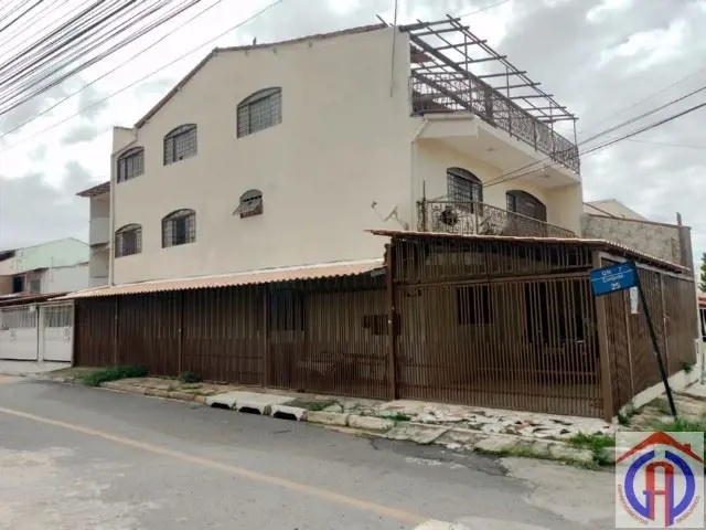 VENHA CONHECER!!!Vendo Excelente prédio residencial no Riacho Fundo 01.Prédio co...