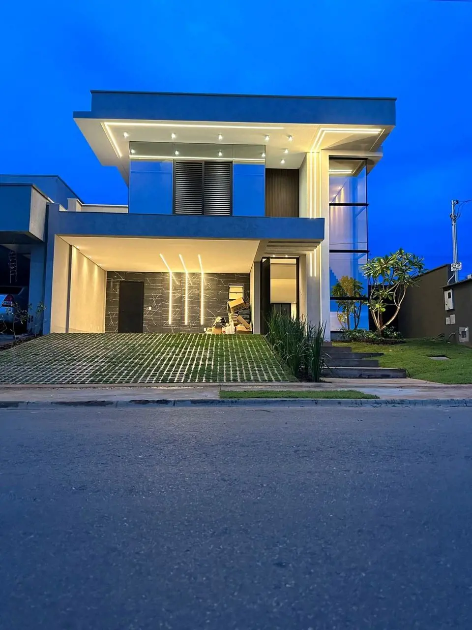 224,36 m2 de construçãoProjeto de Arquitetura maravilhoso e imponenteEscritorio ...