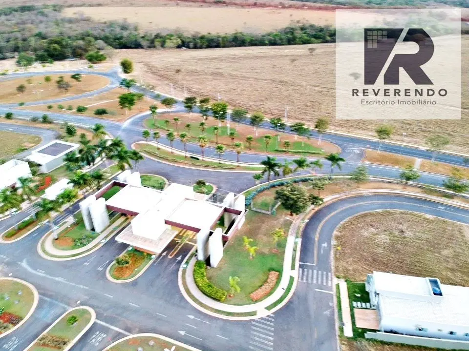 Terreno escriturado!Aceita Financiamento bancário!Condomínio Damha I, fica próxi...