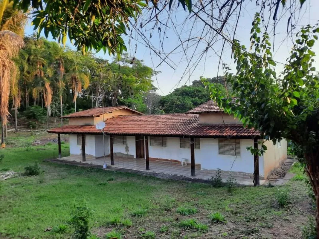 Chácara com 1 alqueire e 22 litros, Distrito de Roselândia município de Bela Vis...