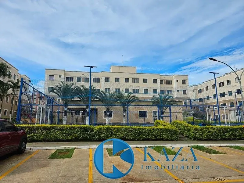 O apartamento possui 02 quartos e 01 banheiro, com uma sala de estar integrada à...