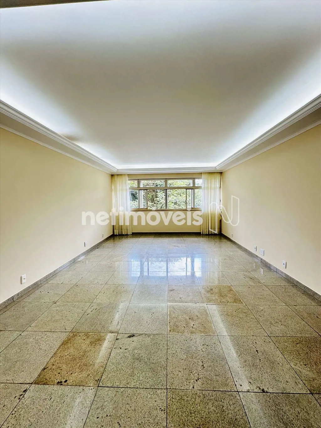 IMÓVEL: Excelente apartamento com 170 m², sala com dois ambientes, area intima d...