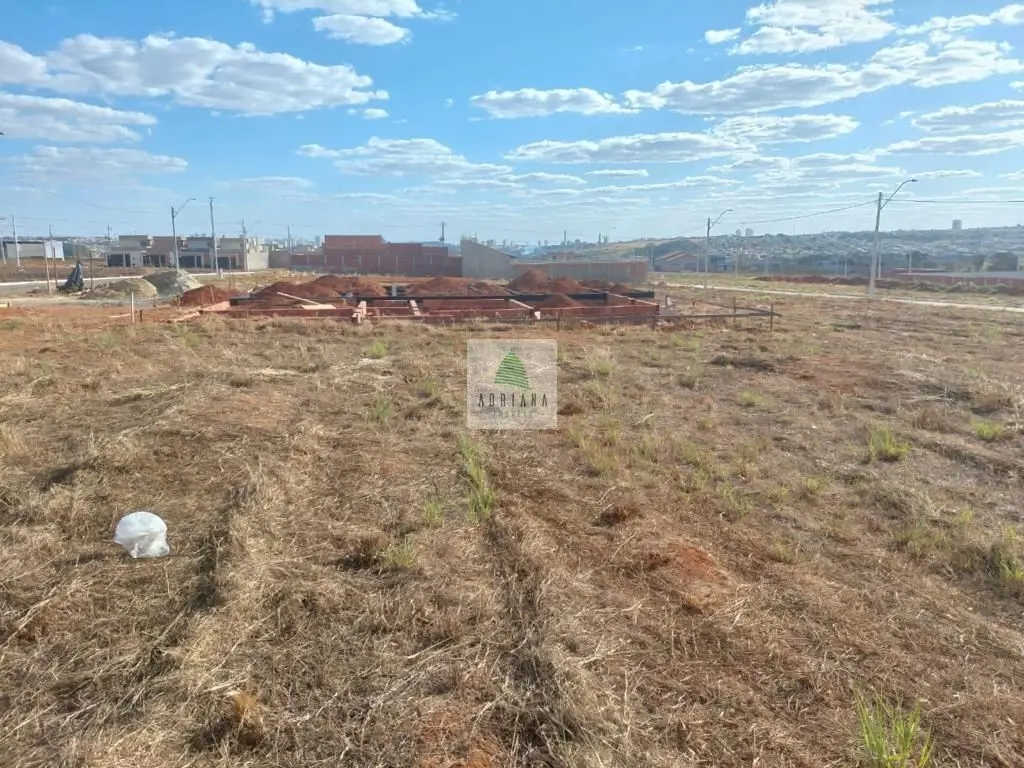 ágio terreno com área de 301 m² salde devedor 98 parcelas de R$ 1.056,00 08/06/2...