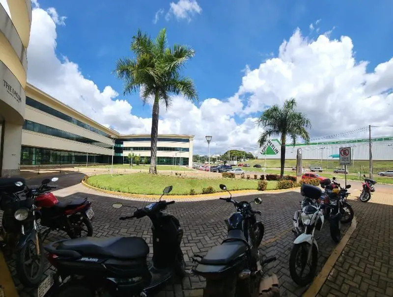 COMPLEXO COMERCIAL - THE UNIONLINDA SALA COMERCIAL - TODA DIVIDIDA e COM AR. CON...