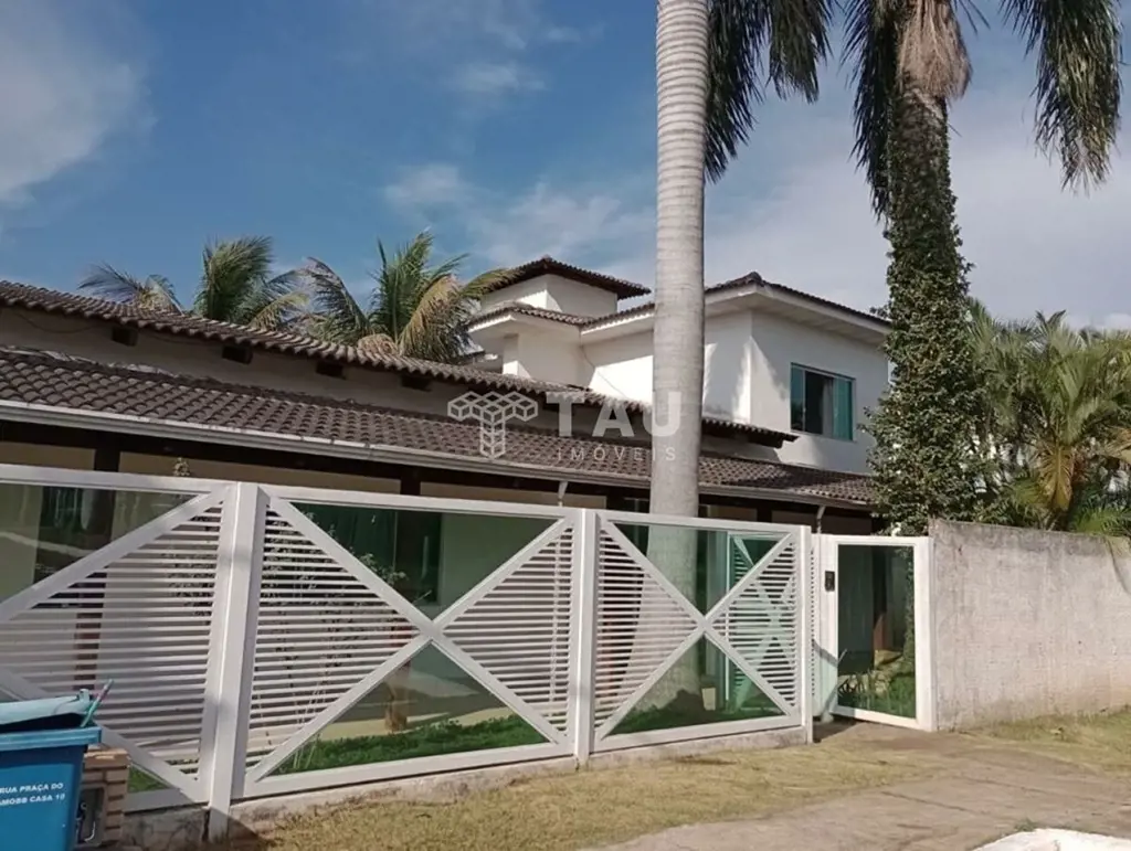 Rua Praça da AMOBB - Jardim BotânicoJÁ COM HABITE-SE!Casa moderna, pé direito al...