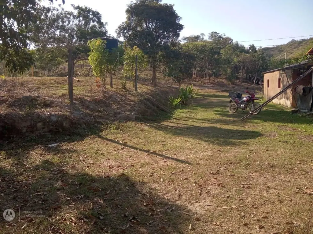 Explore o potencial desta fazenda espetacular de 20 alqueires,um verdadeiro para...