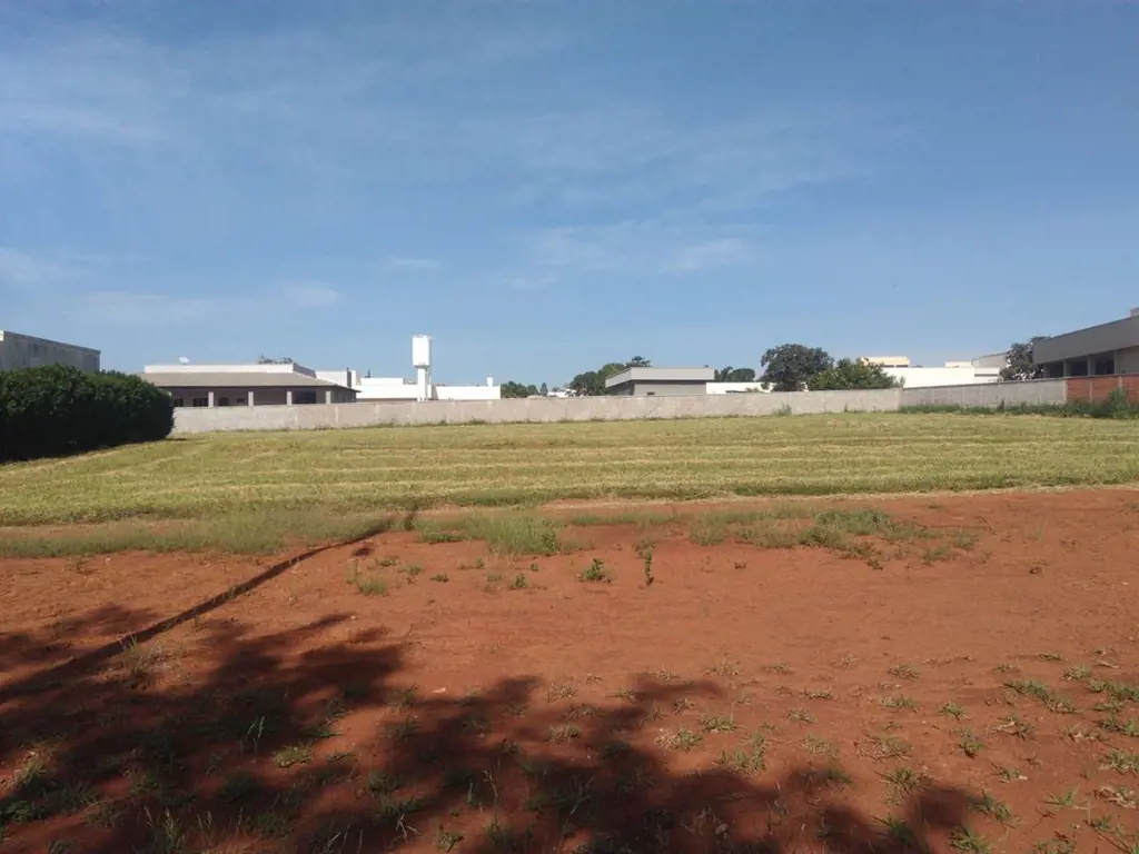 Condomínio horizontal, escuta proposta, aceita imóvel bom ate 150 mil reais ou c...