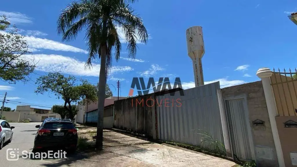 Código Anuncio: TE0057Lote com 402 m² , todo murado e portão. Possui cisterna co...