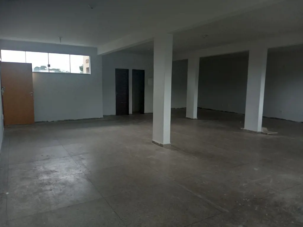 Sala para locação com área total de 115m², Setor Vila Xavier. Imóvel pronto para...