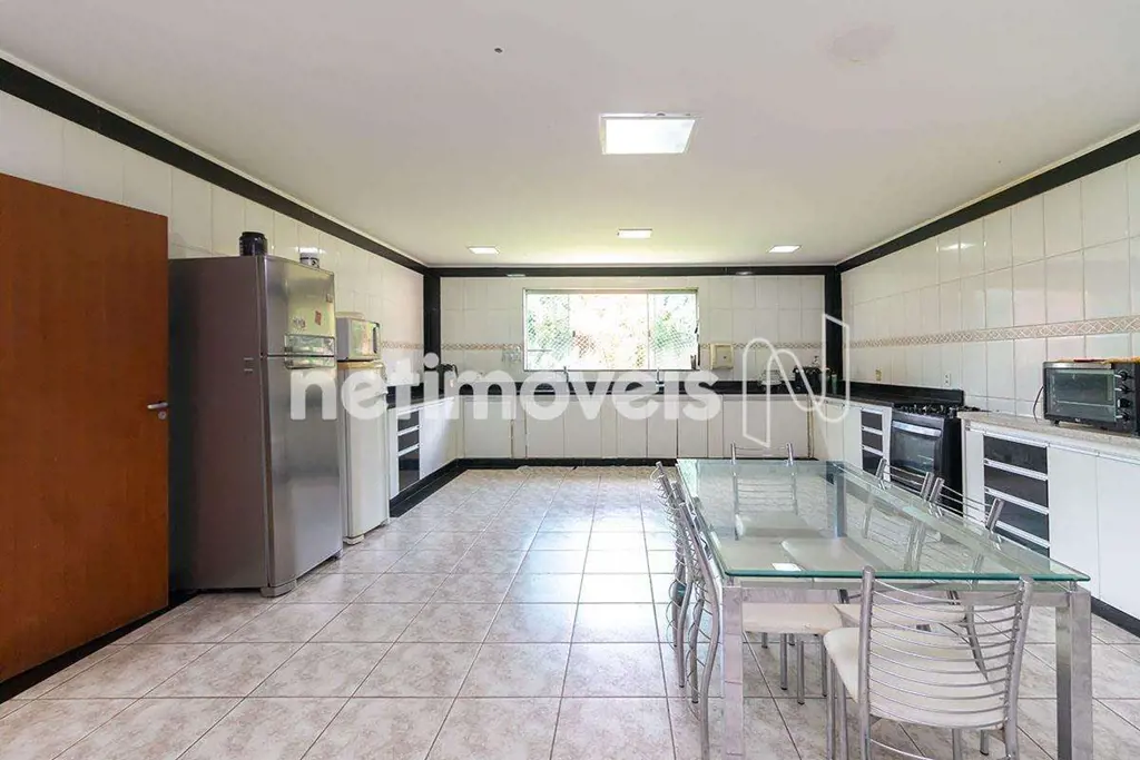 Casa no Condomínio Solar dos LeõesIMÓVEL:Casa em condomínio fechado com 1.200 m²...