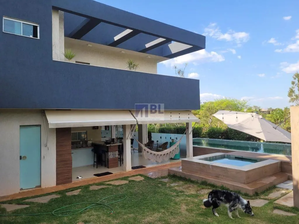SOBRADO À VENDA ALPHAVILLE IPÊS, EM GOIÂNIADeslumbrante sobrado disponível para ...