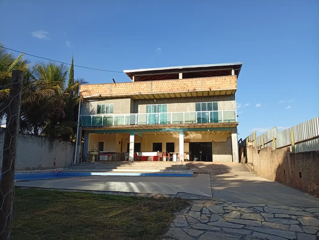 Excelente oportunidade, casa com dois pavimentos, terraço com vista panorâmica p...
