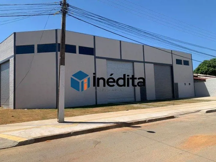 LOCALIZAÇÃO:fica em ótima localização próximo ao supermercado Bretas, e está a a...