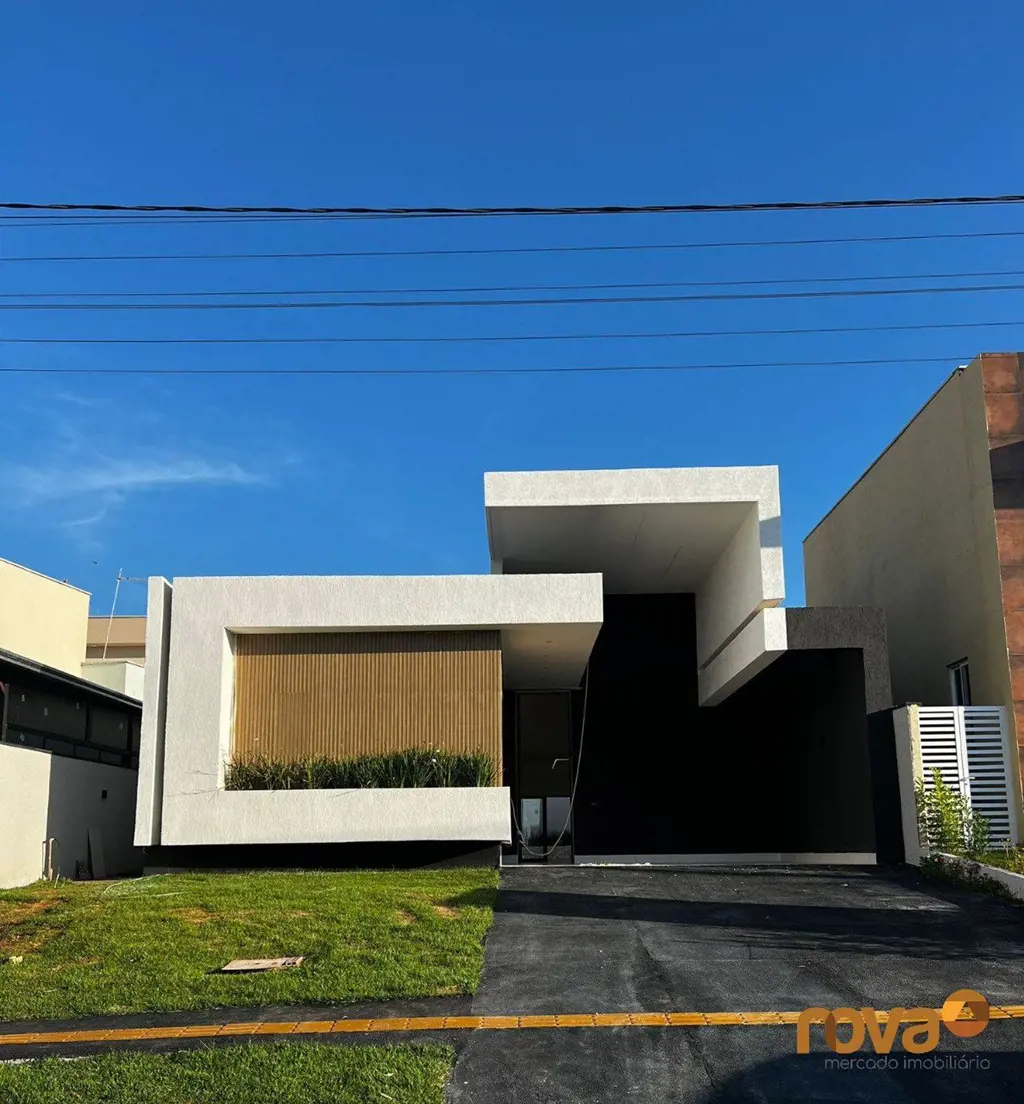 Casa a venda no condomínio fechado Jardim Veneza, alto padrão, pronta pra morar,...