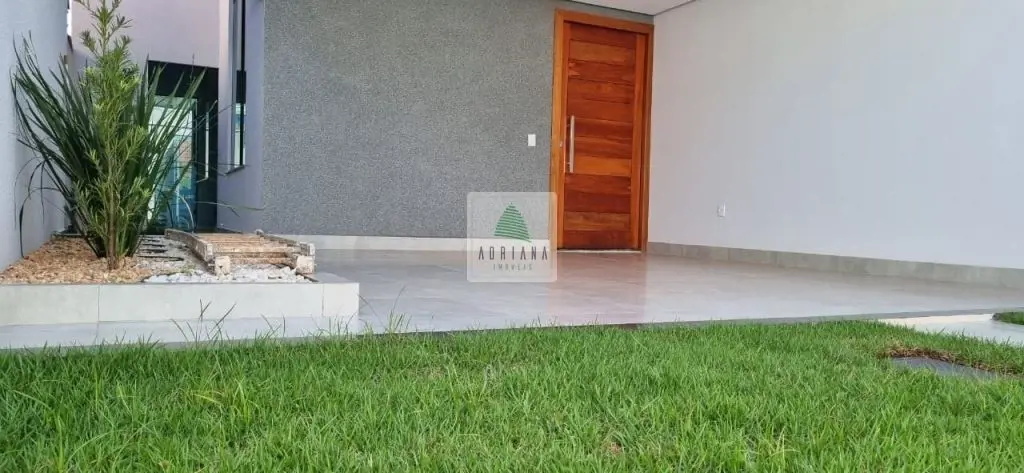 Casa no Parque Brasília Sala e cozinha 3 quartos, sendo uma suíteÁrea de serviço...