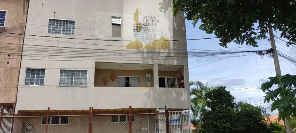 Excelente Oportunidade!Casa muito confortável, com 3 pavimentos, área aproximada...