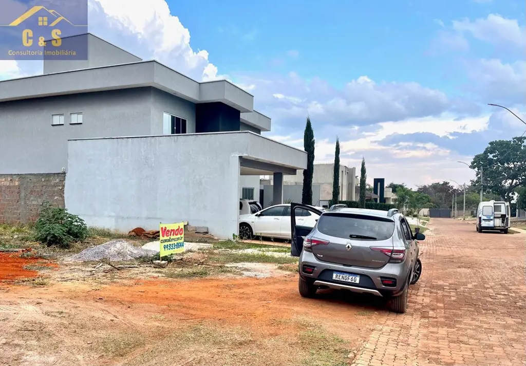 Lote no Condomínio Residencial OlivasExcelente lote, murado, plano, com 707m² Lo...