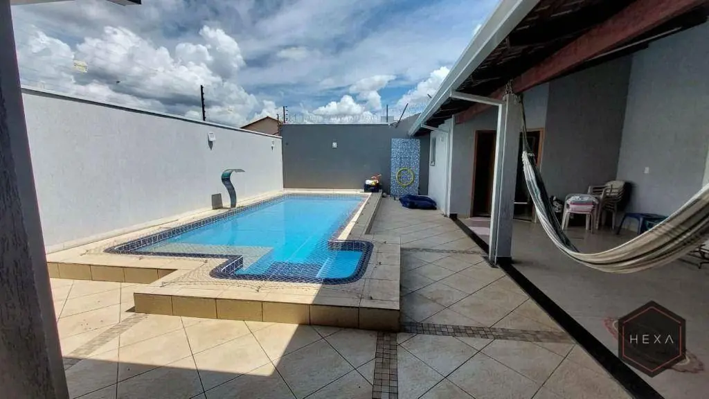 Casa de Luxo à Venda no Jardim Atlântico, Goiânia - Go Oportunidade Única!Se voc...