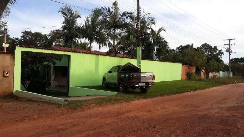 Chácara jardim dos ipês de 1000 m2, em Aparecida de Goiânia.Possui uma casa de 2...