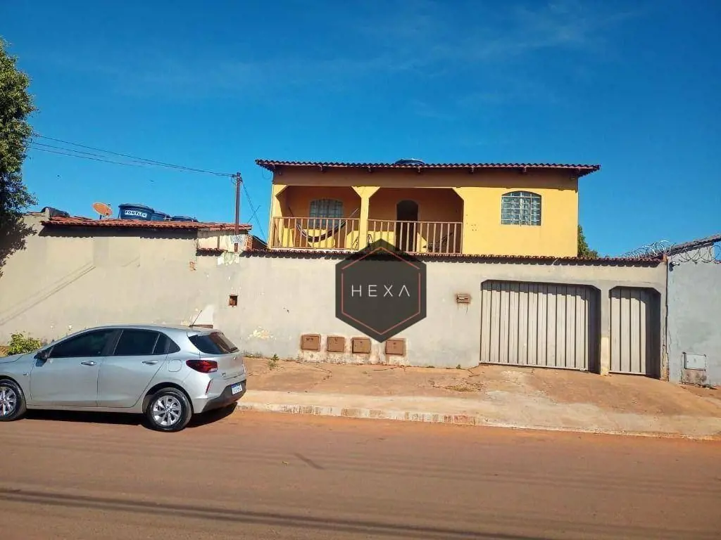 Sobrado + 5 Barracões Oportunidade de Investimento! Se você busca um imóvel espa...