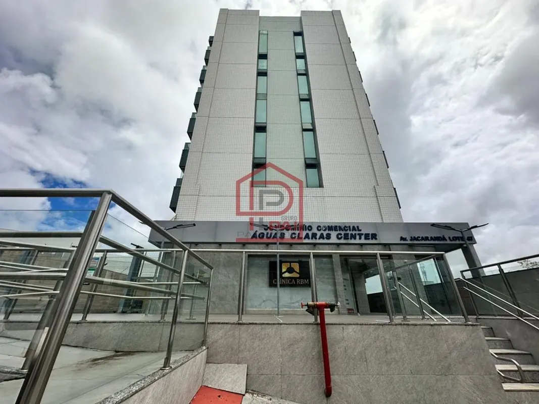 Explore o potencial do seu negócio no Ed. Águas Center na Avenida Jacarandá! Alu...