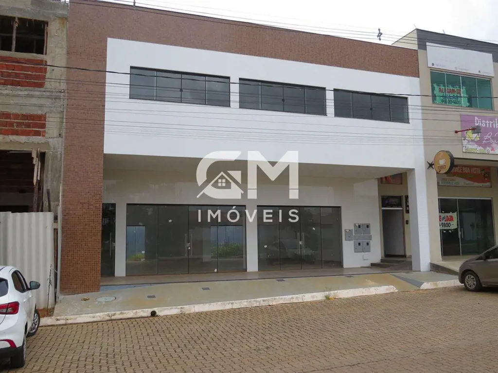 A GM Imóveis aluga excelente loja comercial no Condomínio Alto da Boa Vista um d...