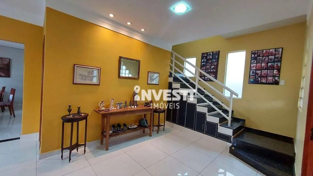 Sobrado no Condomínio Portal do sol 2 com 420 m² de área construída de 314 m², c...