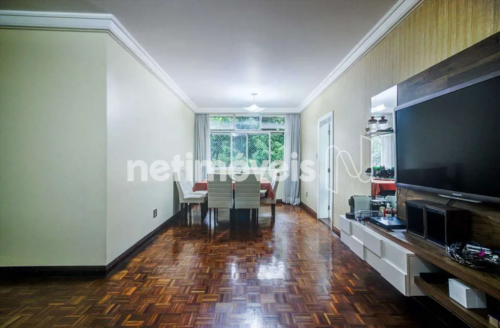 Localização: Próximo ao Clube Vizinhança e ao Comércio Local (padaria, restauran...