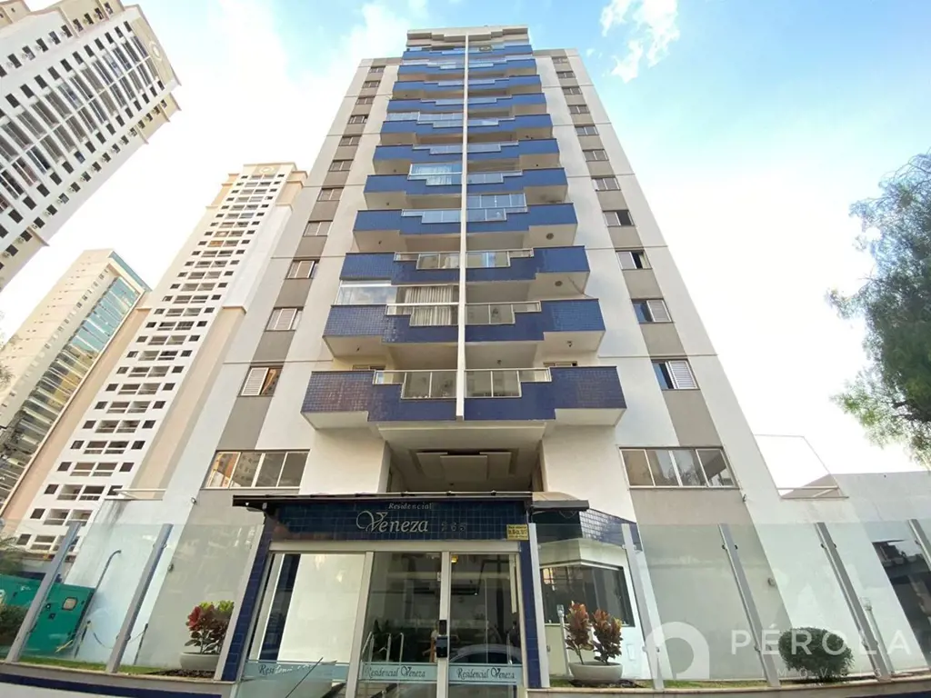 Apartamento com três quartos sendo uma suíte, banheiro social, sala para dois am...