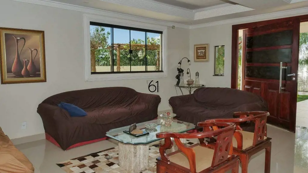 Excelente casa em terreno de 1.486m²;Vista livre permanente por se tratar de áre...