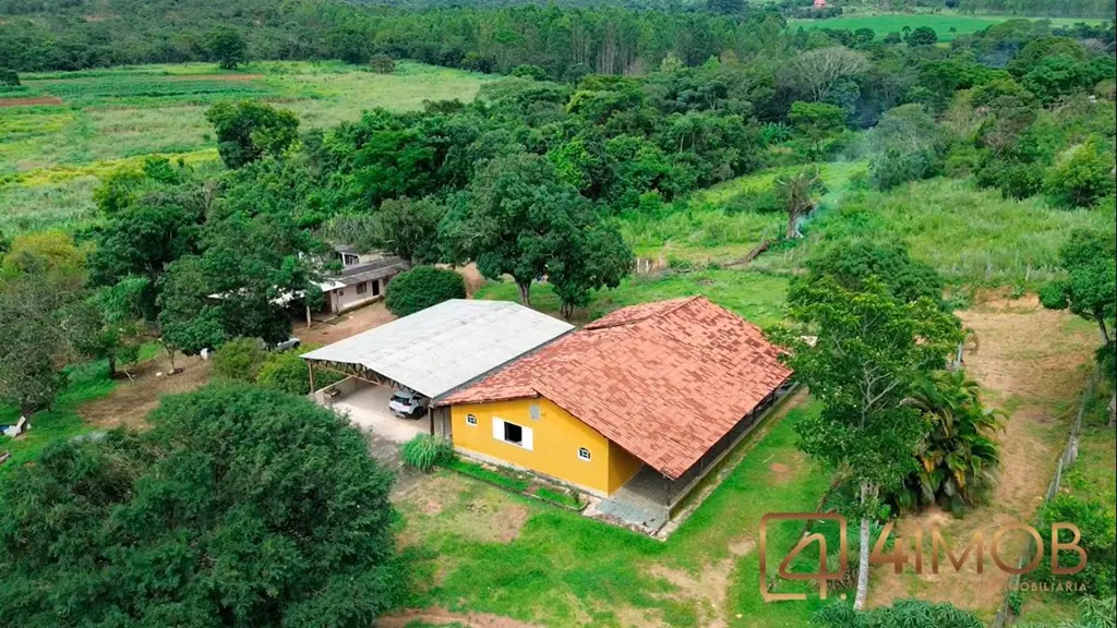 Oportunidade Única! Chácara de 15.037,00m2 na Vila Guará, Goiás BR 040 ROD. PRES...