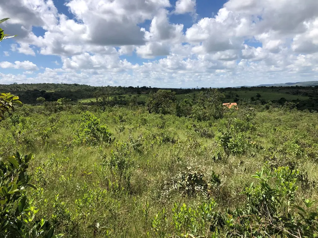 Chácara de 2 hectares, vista sensacional ,três frentes ,Escriturada E Registrada...