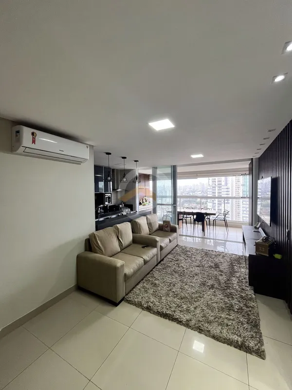 Apartamento 94 m², andar alto, frente parque, com vista definitiva para o Parque...
