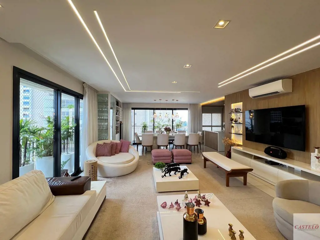 Área privativa – 224,80 m²3 vagas de garagem! 4 quartos sendo 3 suítes, hall com...