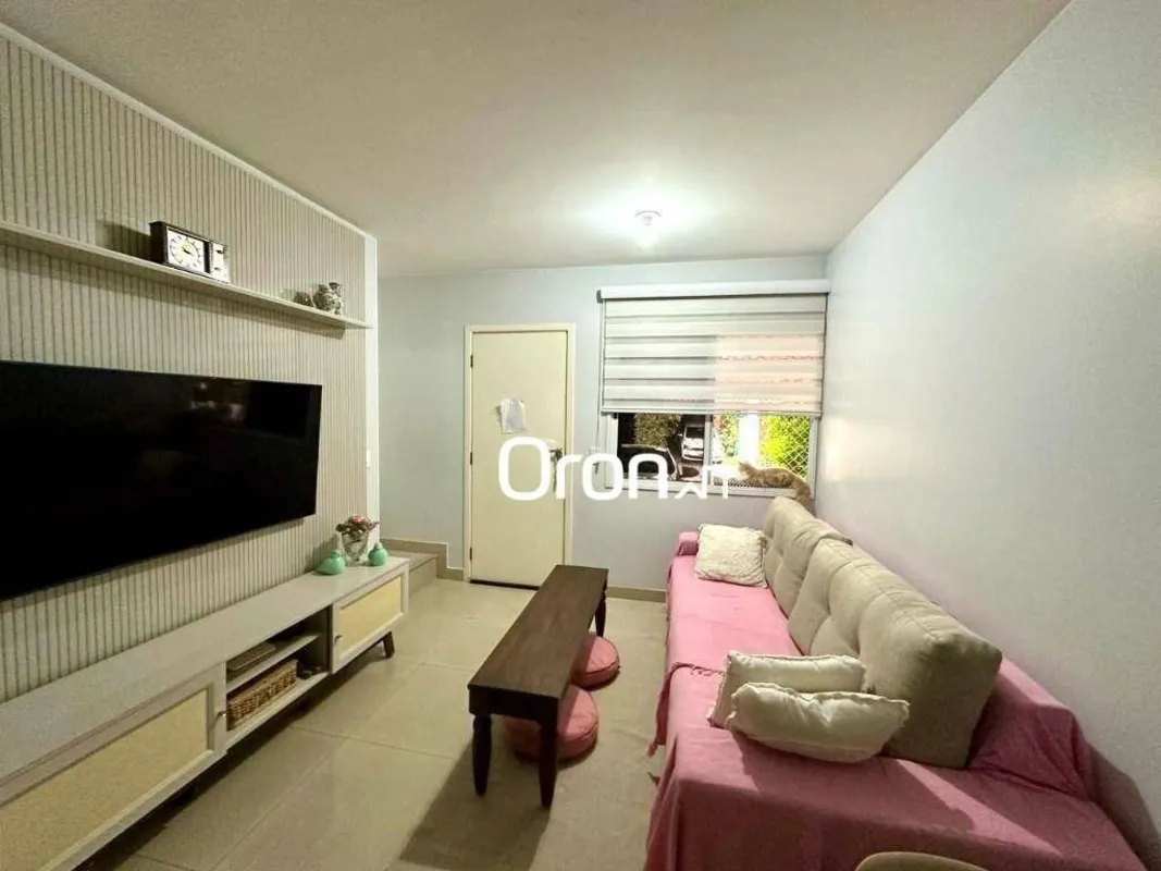 CÓDIGO DO IMÓVEL: SO0711LOCALIZAÇÃO:Condomínio em ótima localização! Próximo do ...