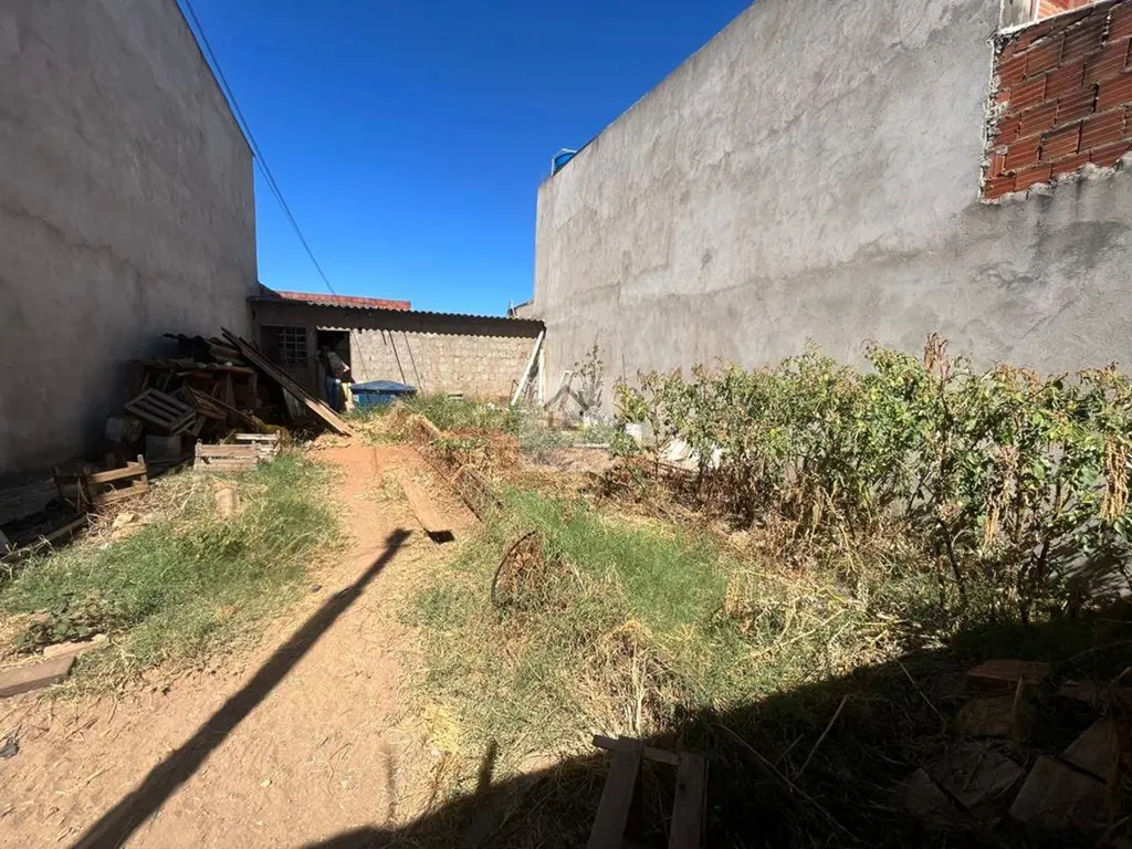 Cristiane Viana VendeQNP 27 I Ceilândia NorteExcelente lote composto de:- Casa s...